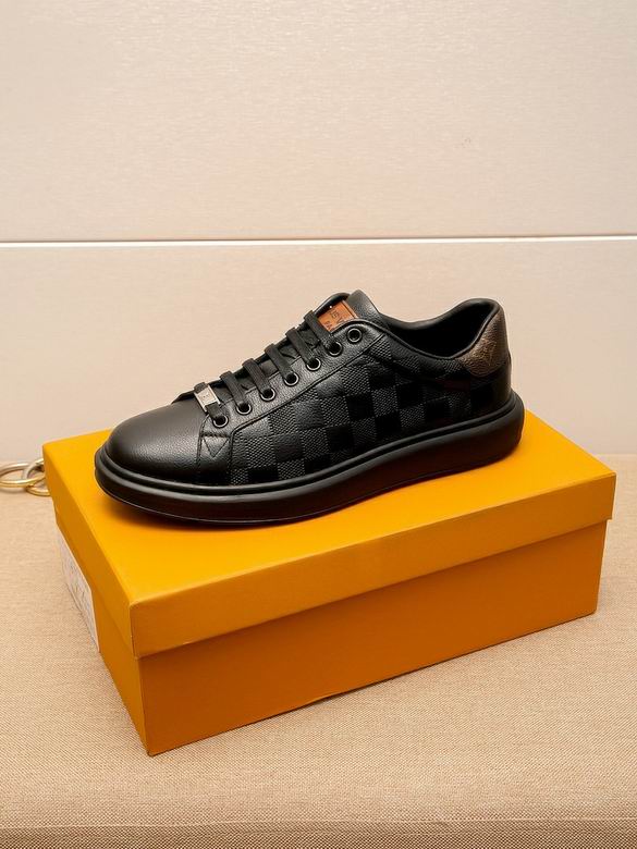 men LV shoes-124